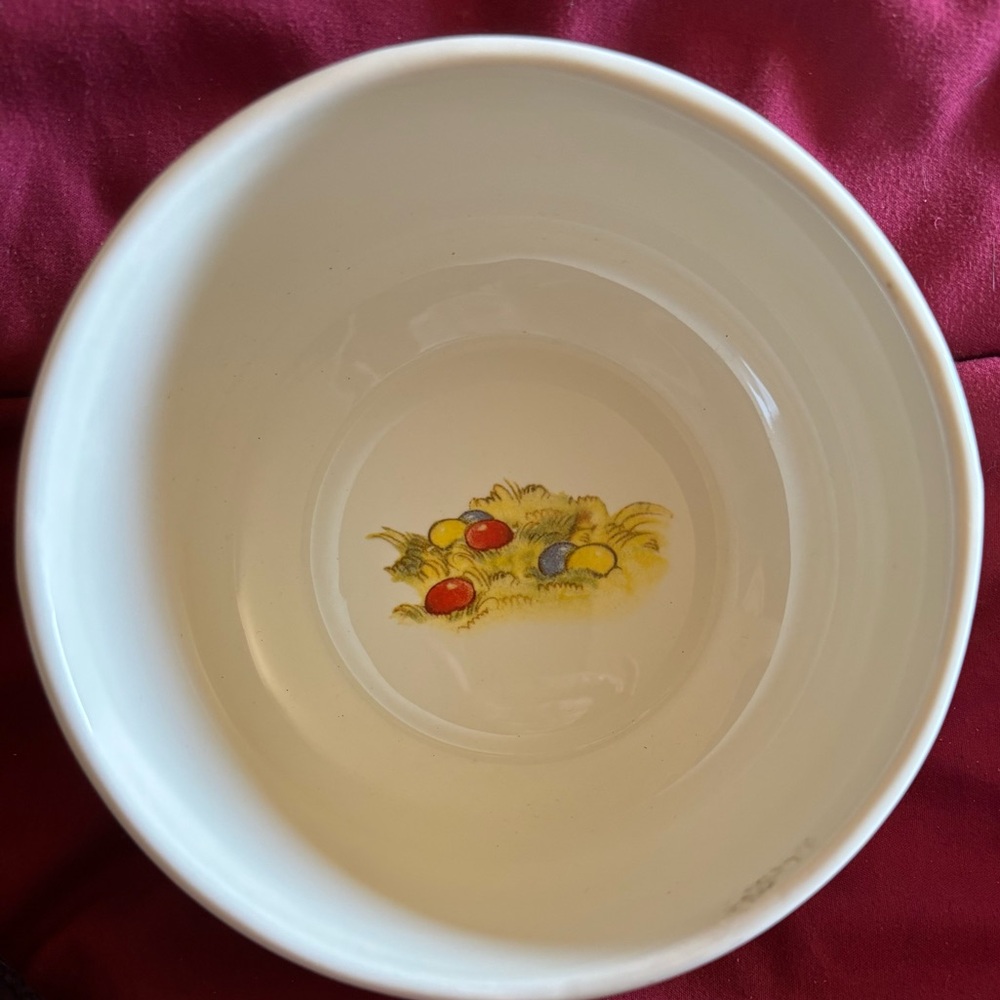 Whimsical World Market "Dancing Rabbits" Ceramic Easter Bowls – Set of 2 - Picture 5 of 8